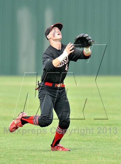 Thumbnail 1 in Melissa vs Spring Hill (UIL 3A Region 2 Semifinals) photogallery.