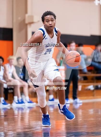 Thumbnail 2 in Goliad vs Snook (Schulenburg Shorthorn Tournament) photogallery.