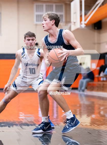 Thumbnail 1 in Goliad vs Snook (Schulenburg Shorthorn Tournament) photogallery.