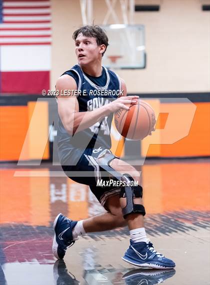 Thumbnail 1 in Goliad vs Snook (Schulenburg Shorthorn Tournament) photogallery.