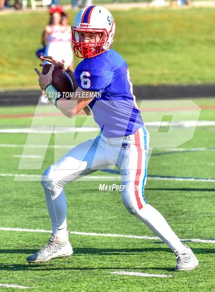 Thumbnail 3 in Rockhurst @ Olathe North  photogallery.