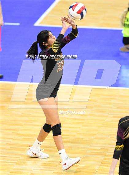 Thumbnail 1 in Eagle Ridge Academy vs Alamosa (CHSAA 3A Pool Play) photogallery.