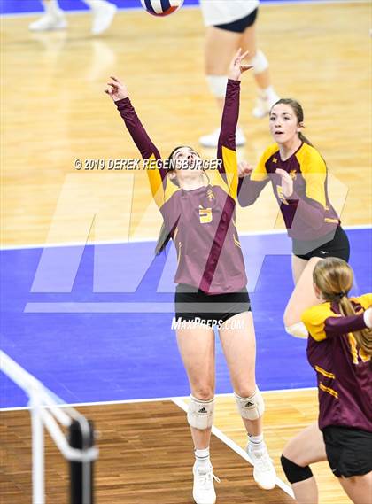 Thumbnail 1 in Eagle Ridge Academy vs Alamosa (CHSAA 3A Pool Play) photogallery.