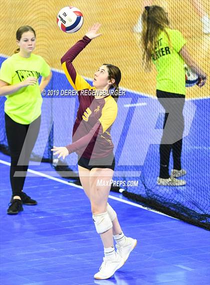 Thumbnail 2 in Eagle Ridge Academy vs Alamosa (CHSAA 3A Pool Play) photogallery.