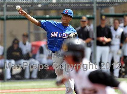 Thumbnail 3 in Granada vs. San Leandro (Alhambra Easter Classic) photogallery.