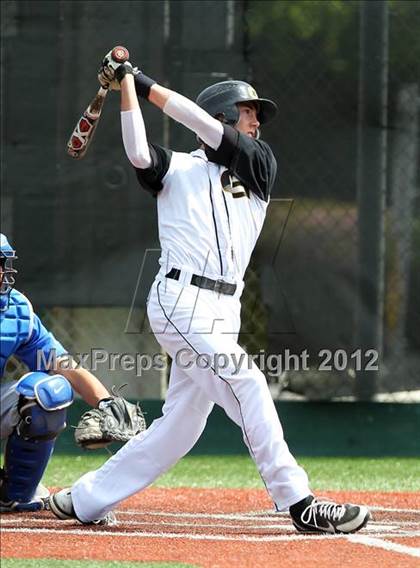 Thumbnail 2 in Granada vs. San Leandro (Alhambra Easter Classic) photogallery.