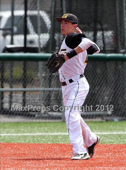 Thumbnail 1 in Granada vs. San Leandro (Alhambra Easter Classic) photogallery.