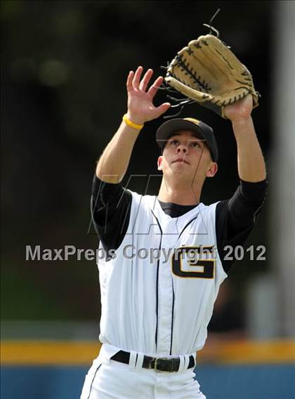 Thumbnail 1 in Granada vs. San Leandro (Alhambra Easter Classic) photogallery.