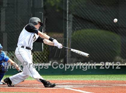 Thumbnail 2 in Granada vs. San Leandro (Alhambra Easter Classic) photogallery.