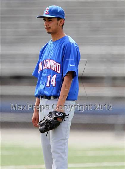 Thumbnail 3 in Granada vs. San Leandro (Alhambra Easter Classic) photogallery.
