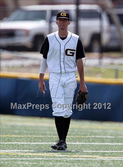 Thumbnail 1 in Granada vs. San Leandro (Alhambra Easter Classic) photogallery.
