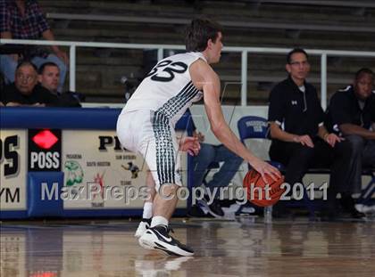 Thumbnail 1 in North Crowley vs. Clark (McDonald's Texas Invitational) photogallery.