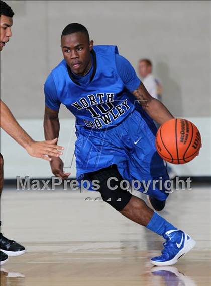 Thumbnail 2 in North Crowley vs. Clark (McDonald's Texas Invitational) photogallery.