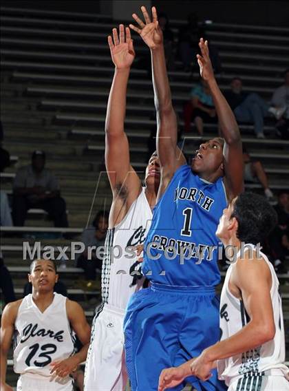 Thumbnail 3 in North Crowley vs. Clark (McDonald's Texas Invitational) photogallery.