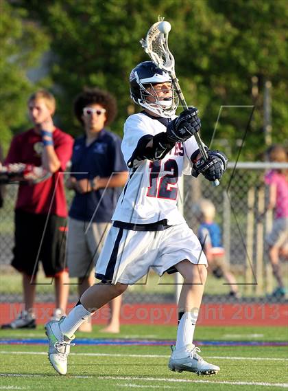 Thumbnail 2 in JV: Cardinal Newman @ Justin-Siena photogallery.
