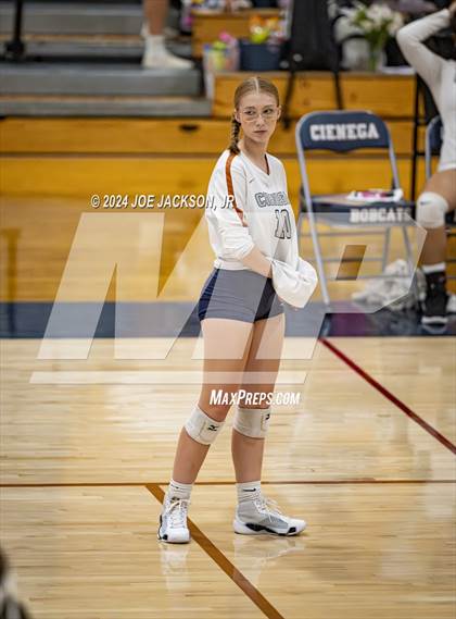Thumbnail 1 in Tucson High Magnet School @ Cienega photogallery.