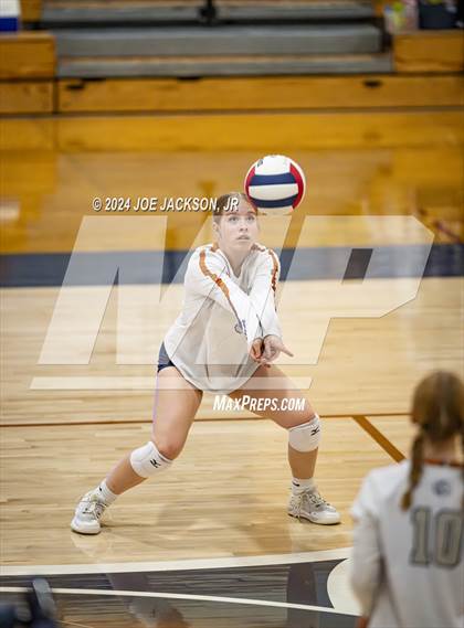 Thumbnail 3 in Tucson High Magnet School @ Cienega photogallery.