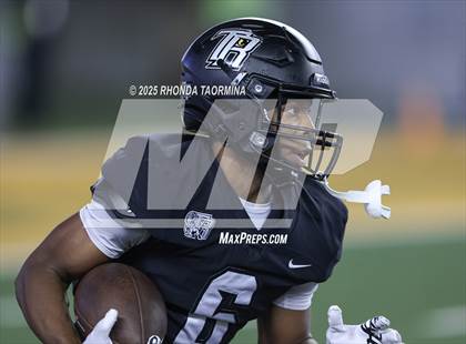 Thumbnail 3 in Boerne vs. Randle (UIL 5A D2 Football Semifinal) photogallery.
