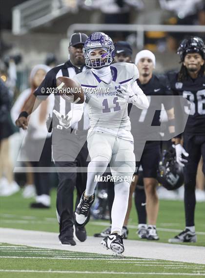 Thumbnail 2 in Boerne vs. Randle (UIL 5A D2 Football Semifinal) photogallery.
