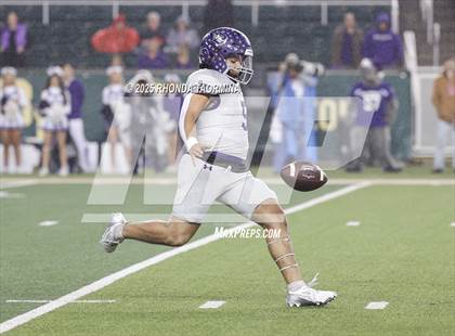 Thumbnail 2 in Boerne vs. Randle (UIL 5A D2 Football Semifinal) photogallery.