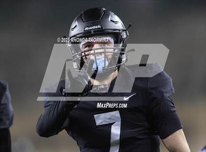 Thumbnail 1 in Boerne vs. Randle (UIL 5A D2 Football Semifinal) photogallery.