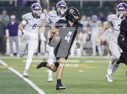 Thumbnail 2 in Boerne vs. Randle (UIL 5A D2 Football Semifinal) photogallery.