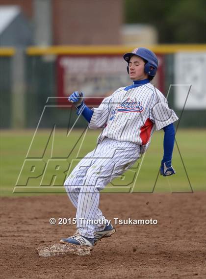 Thumbnail 3 in Manogue @ Reno (NIAA D1 North Semifinal) photogallery.