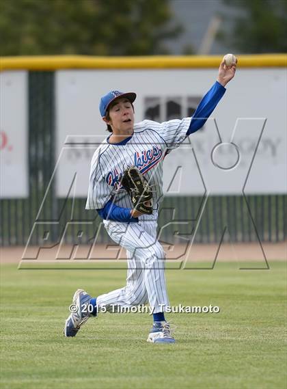 Thumbnail 3 in Manogue @ Reno (NIAA D1 North Semifinal) photogallery.