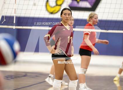 Thumbnail 3 in Bishop Alemany vs Hart photogallery.