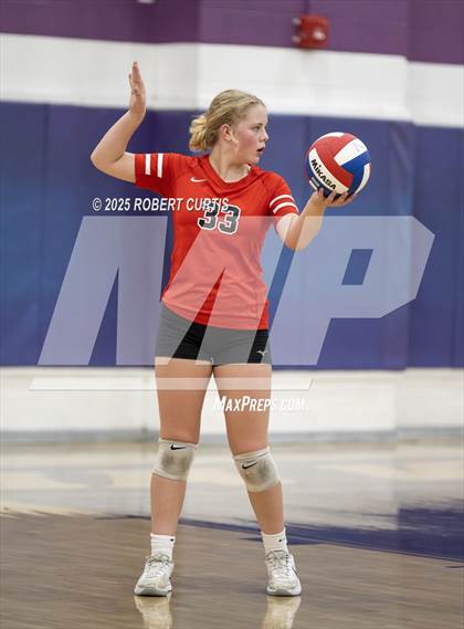 Thumbnail 3 in Bishop Alemany vs Hart photogallery.