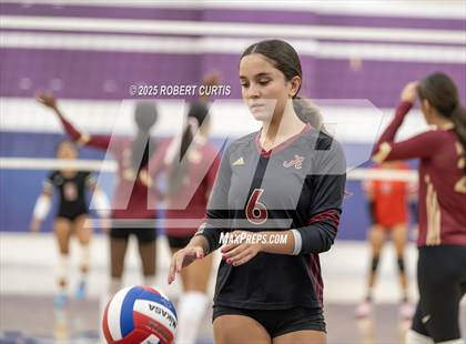 Thumbnail 2 in Bishop Alemany vs Hart photogallery.