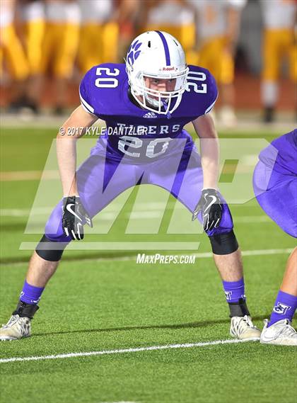 Thumbnail 1 in S & S Consolidated vs. Jacksboro (UIL 3A Division 2 Region 2 Bi-District) photogallery.