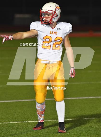 Thumbnail 1 in S & S Consolidated vs. Jacksboro (UIL 3A Division 2 Region 2 Bi-District) photogallery.