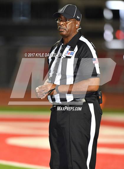 Thumbnail 2 in S & S Consolidated vs. Jacksboro (UIL 3A Division 2 Region 2 Bi-District) photogallery.