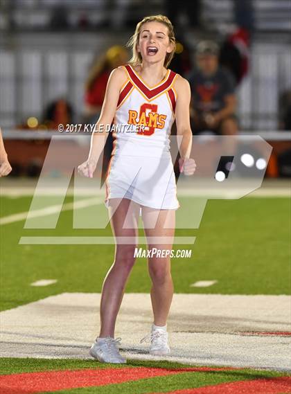 Thumbnail 3 in S & S Consolidated vs. Jacksboro (UIL 3A Division 2 Region 2 Bi-District) photogallery.