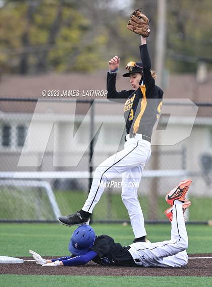 Thumbnail 1 in Brockport @ Greece Athena photogallery.
