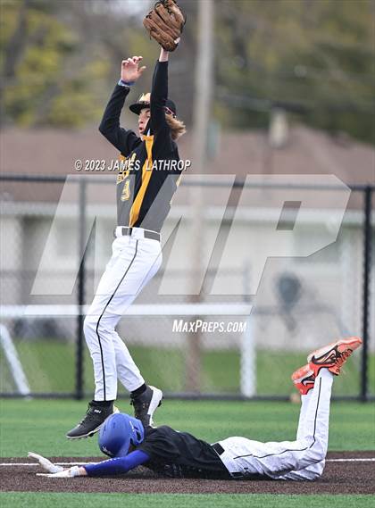 Thumbnail 3 in Brockport @ Greece Athena photogallery.