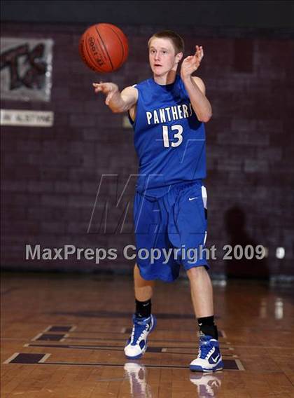 Thumbnail 3 in Van Alstyne vs Sherman JV (Sherman Holiday Tournament) photogallery.