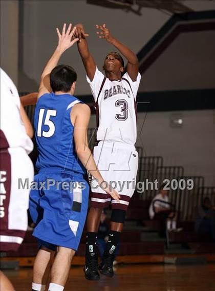 Thumbnail 1 in Van Alstyne vs Sherman JV (Sherman Holiday Tournament) photogallery.