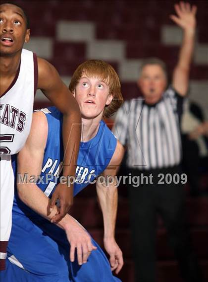 Thumbnail 1 in Van Alstyne vs Sherman JV (Sherman Holiday Tournament) photogallery.