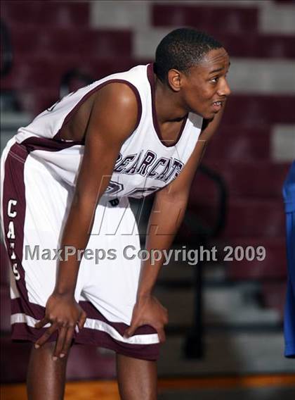 Thumbnail 3 in Van Alstyne vs Sherman JV (Sherman Holiday Tournament) photogallery.