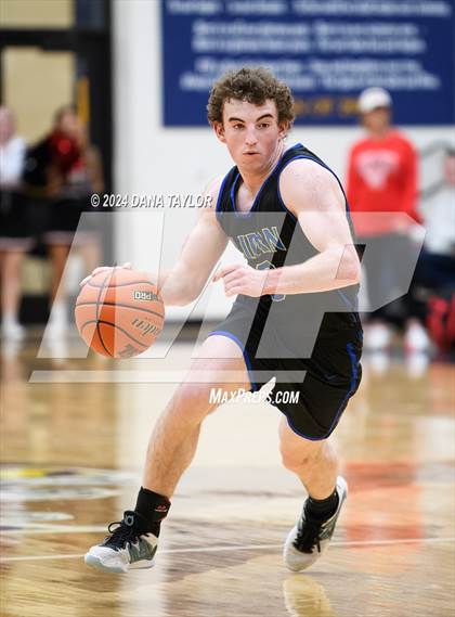 Thumbnail 1 in Lipan vs. Hamilton (2A Region II Bi-District Playoff) photogallery.