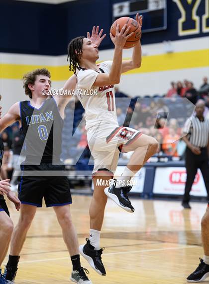 Thumbnail 3 in Lipan vs. Hamilton (2A Region II Bi-District Playoff) photogallery.
