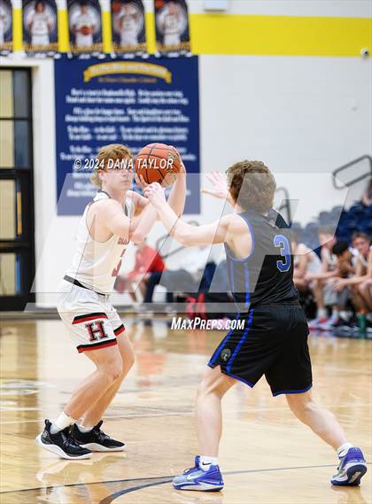 Thumbnail 3 in Lipan vs. Hamilton (2A Region II Bi-District Playoff) photogallery.