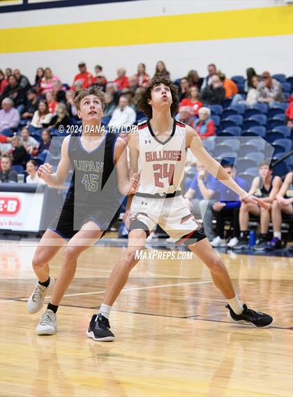 Thumbnail 1 in Lipan vs. Hamilton (2A Region II Bi-District Playoff) photogallery.