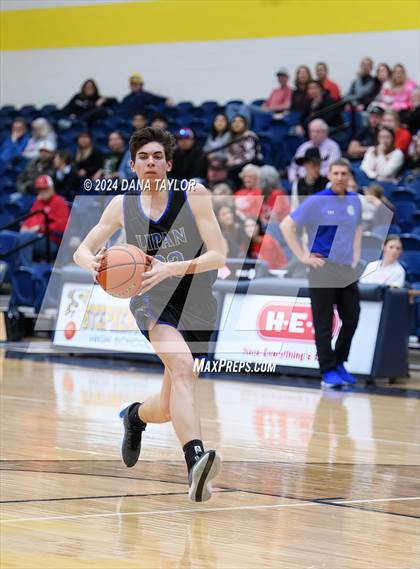 Thumbnail 2 in Lipan vs. Hamilton (2A Region II Bi-District Playoff) photogallery.