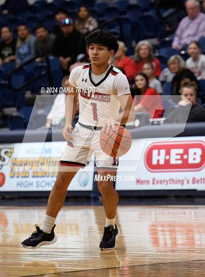 Thumbnail 3 in Lipan vs. Hamilton (2A Region II Bi-District Playoff) photogallery.