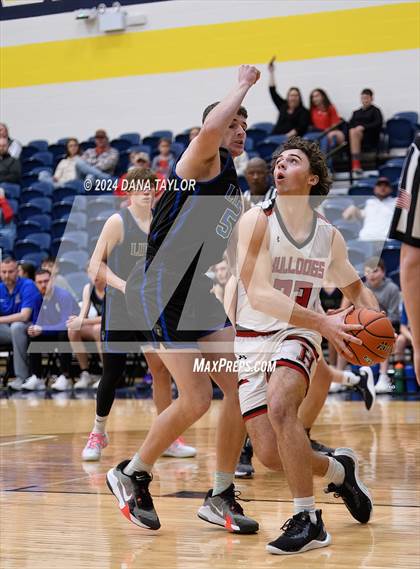 Thumbnail 2 in Lipan vs. Hamilton (2A Region II Bi-District Playoff) photogallery.