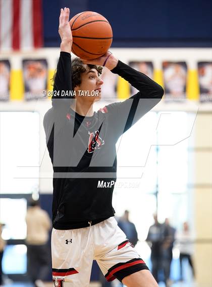 Thumbnail 1 in Lipan vs. Hamilton (2A Region II Bi-District Playoff) photogallery.