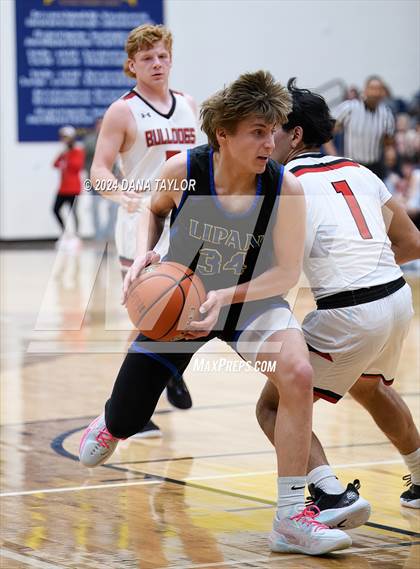 Thumbnail 3 in Lipan vs. Hamilton (2A Region II Bi-District Playoff) photogallery.